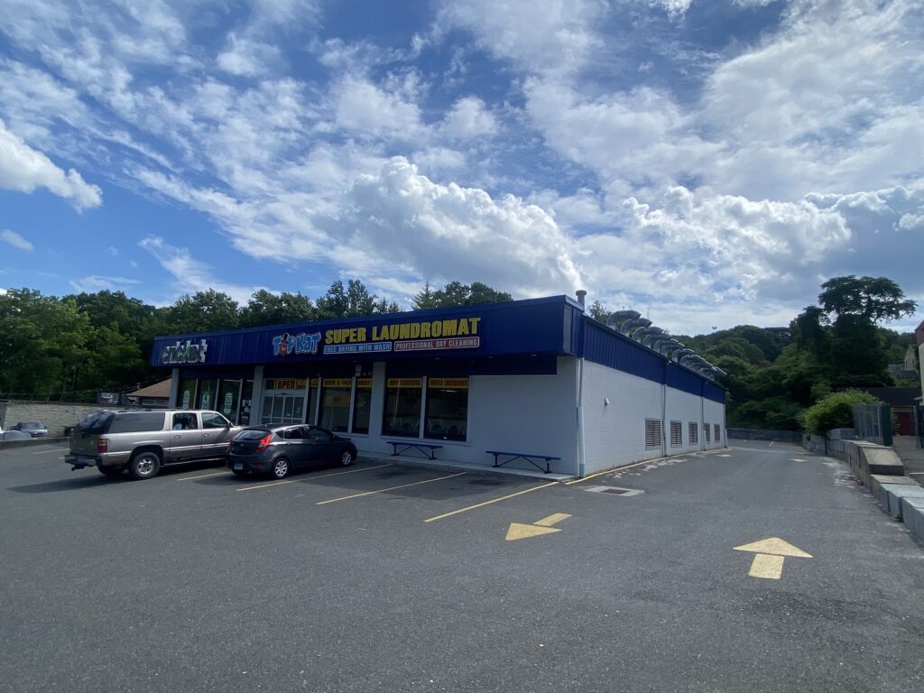 TopKat laundromat exterior at Waterbury — 580 Lakewood Rd